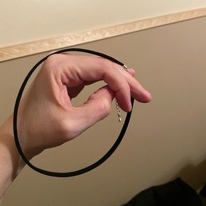 Black choker